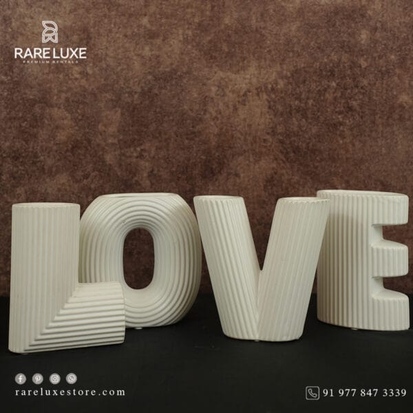 4-Piece Urban Love Letters Set – Modern Décor with a Romantic Touch